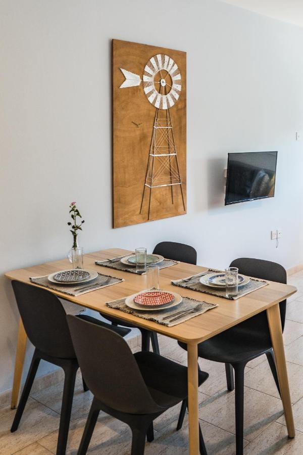 Anemomylos Guesthouse Paralimni Dış mekan fotoğraf
