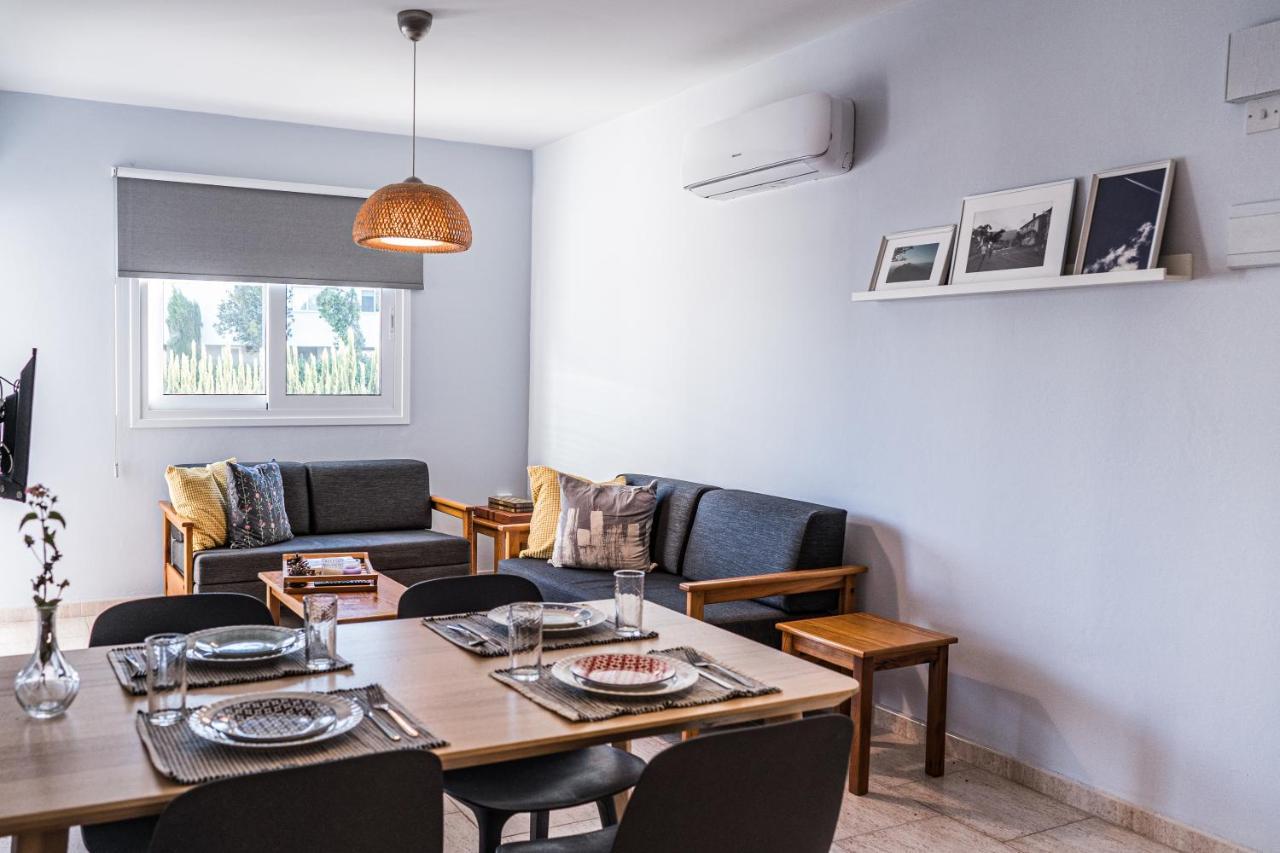 Anemomylos Guesthouse Paralimni Dış mekan fotoğraf